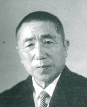 渡部栄蔵の肖像写真