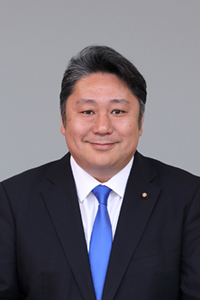 やまぐち やすひろ議員の顔写真