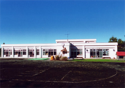 認定こども園向陽台の外観写真