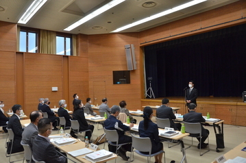 写真 審議会のようす1