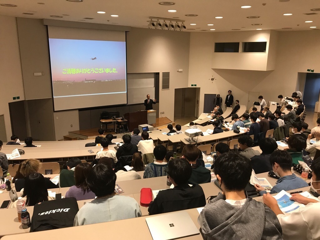 公立科学技術大学「千歳学」講座の様子写真1