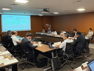 千歳市緑化審議会の様子