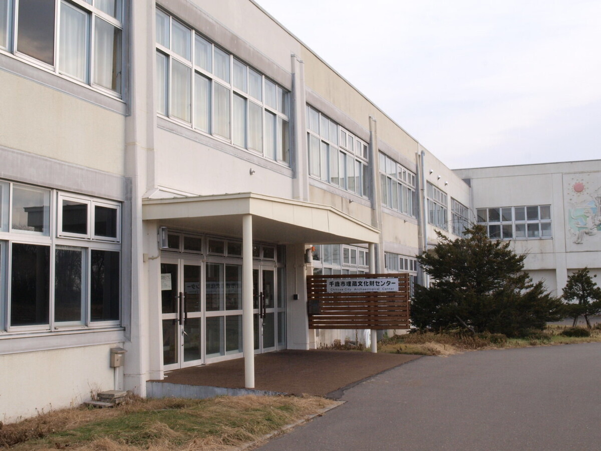 埋蔵文化財センターの外観写真