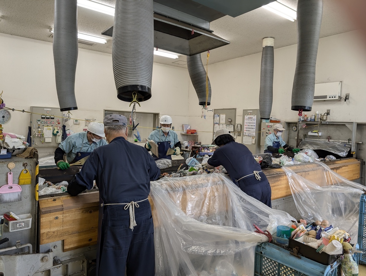 写真 リサイクルのようす1