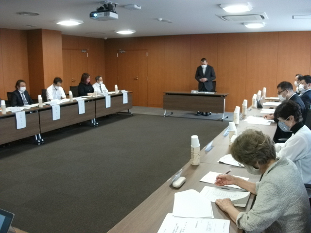 写真 委員会のようす2