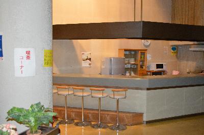 市民ホール棟2階喫茶コーナーの写真