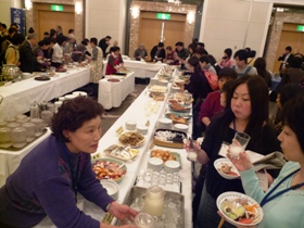 地元産食材で作ったおいしい料理に舌鼓