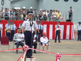 武藤茂樹千歳基地司令（第２航空団司令）あいさつで開幕しました。