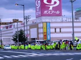 街頭啓発のようす