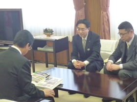 北海道銀行（株）千歳支店長2