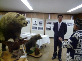 千歳アイヌの伝統工芸品展鑑賞2