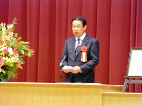 梅尾要一道議（喜多龍一北海道議会議長の祝辞代読）