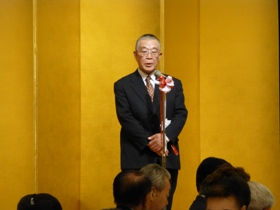 高秀政博千歳民謡連合会会長による主催者あいさつ