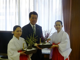 大宰府天満宮梅の親善使節団