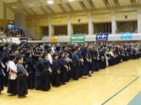 緊張の面持ちです