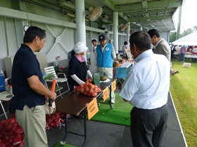 開会式会場の様子