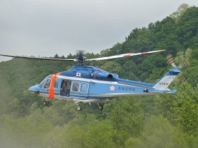 北海道警察のヘリコプター 